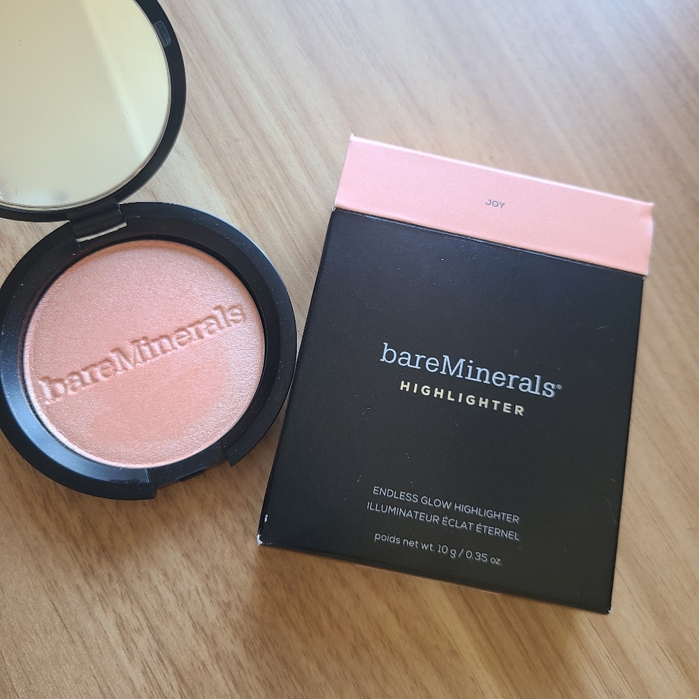 bareMinerals Endless Flow Highlighter in Joy